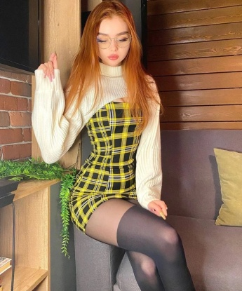 Живу в Москве и готова сделать твои фантазии яркими и реальными! Приглашаю тебя в мир наслаждения и страсти, где каждая встреча станет незабываемой. У меня широкий выбор услуг - от эротического массажа и стриптиза до интимных игр и ролевых сценариев. Вместе мы окунемся в волнующий океан удовольствия, испытаем настоящий оргазм в моих нежных объятиях. Мои умелые руки и горячее тело не оставят тебя равнодушным. Я создам атмосферу истинного блаженства и наслаждения. Доверься мне, и я превращу твои фантазии в реальность. У меня есть отличные отзывы и фото, которые подтверждают, что я настоящая манящая соблазнительница. Жду тебя в Москве! ❣️ 14199, 18 лет